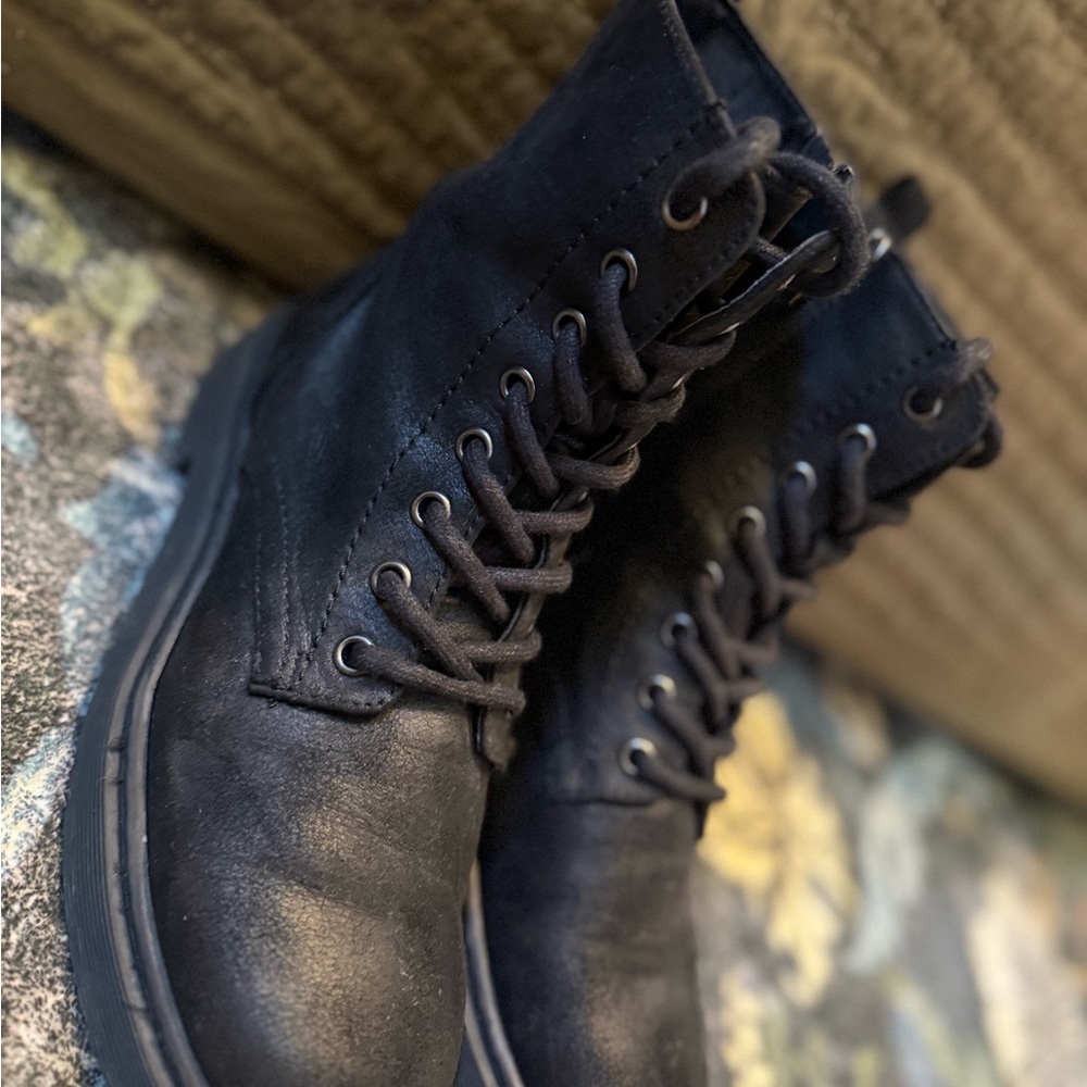 Black Lace-Up Boots